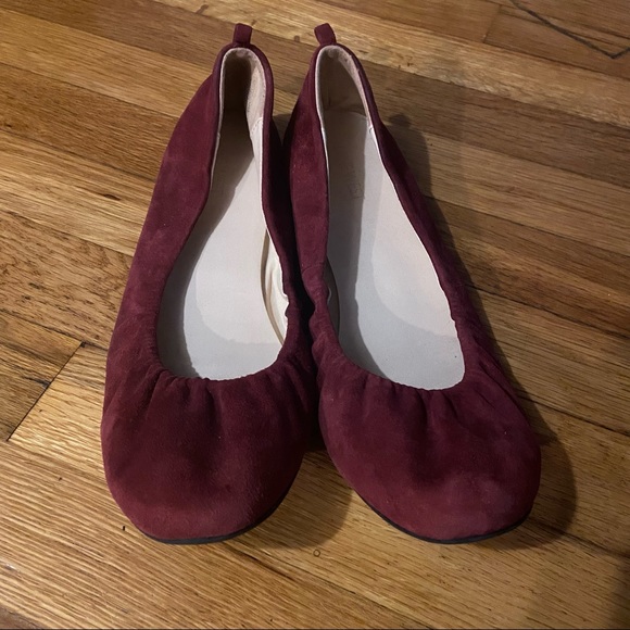 dark red nine west flats - Picture 2 of 3